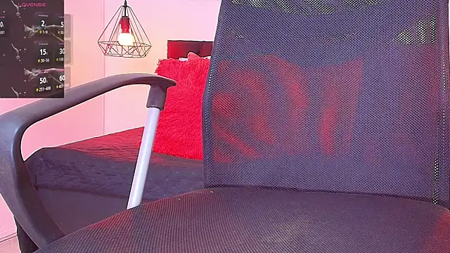 hilary banks1 online show from 05-28-26, 04:32