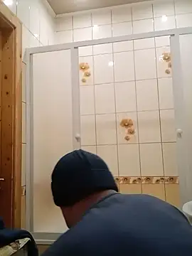 Luceriusbigass online show from 12-16-24, 05:22