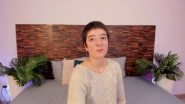 Snapshot of Atheena__ chatting on 05-25-26, 12:00 Atheena online show from 05-25-26, 12:00