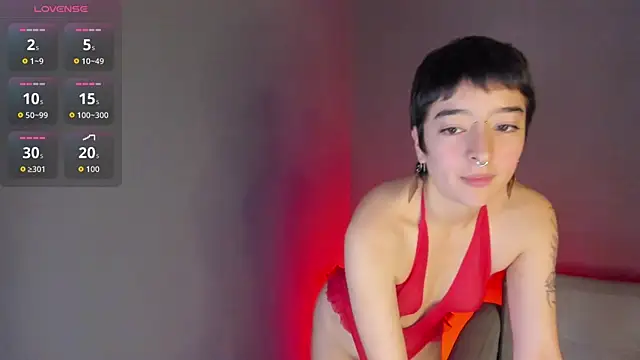 Snapshot of Atheena__ chatting on 07-10-26, 01:03 Atheena online show from 07-10-26, 01:03