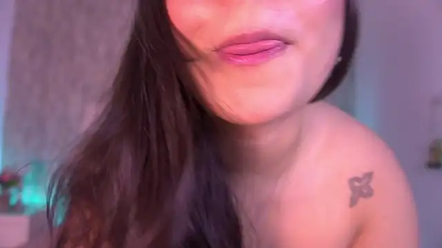 Snapshot of anne_bb chatting on 05-17-26, 07:21 anne bb online show from 05-17-26, 07:21