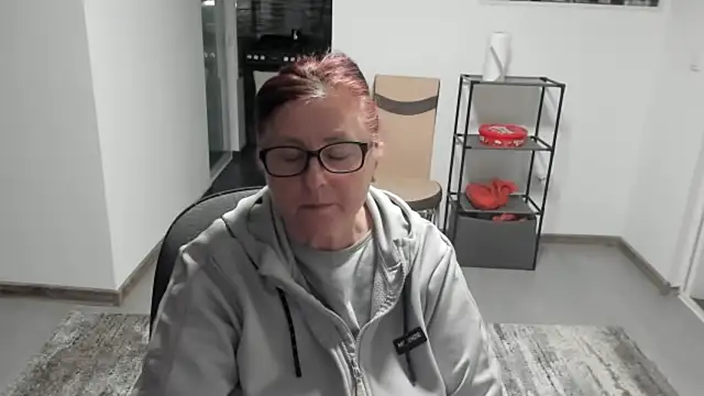 CatherineRowe online show from 01-17-25, 04:26