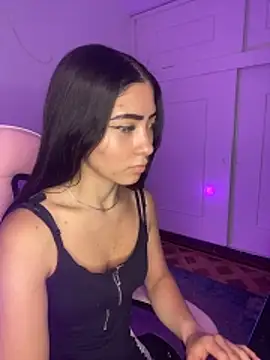 AMBERBUNNY  online show from 04-17-26, 01:25