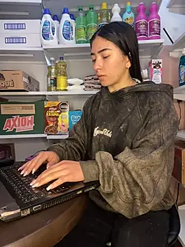 Snapshot of AMBERBUNNY_ chatting on 06-02-26, 11:01 AMBERBUNNY online show from 06-02-26, 11:01