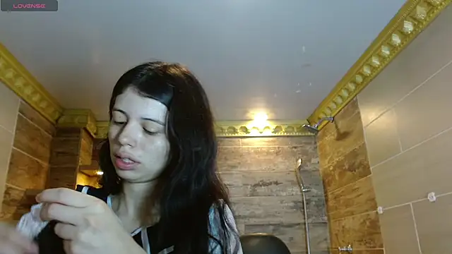 Sophie Copers online show from 04-21-26, 02:45