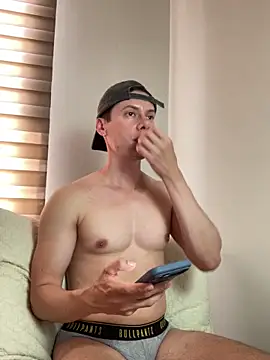 Joohny fox online show from 04-15-26, 04:03