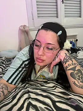 cherryxxox online show from 06-23-26, 01:58