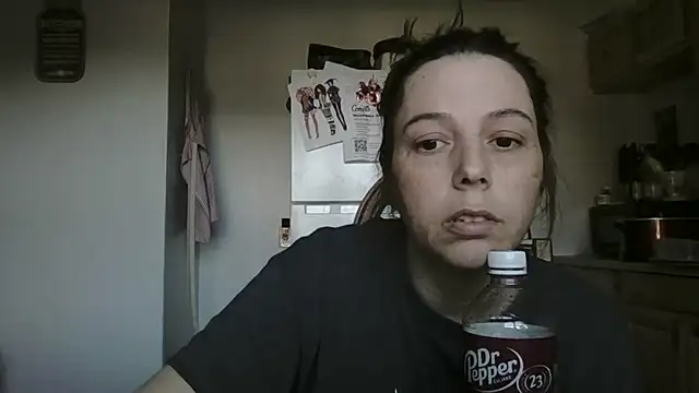 Snapshot of lily1982 chatting on 05-13-26, 10:06 lily1982 online show from 05-13-26, 10:06
