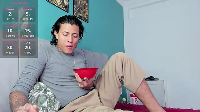 Damian Romanoff online show from 04-17-26, 01:14