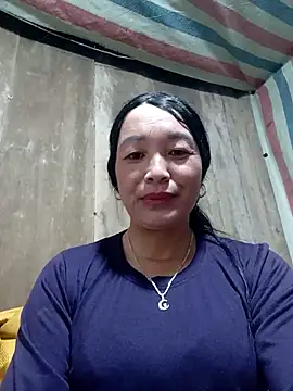 Snapshot of vanlucky2 chatting on 04-19-26, 11:40 vanlucky2 online show from 04-19-26, 11:40