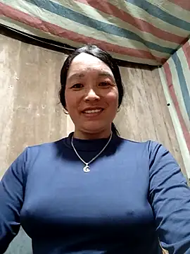 Snapshot of vanlucky2 chatting on 04-29-26, 02:10 vanlucky2 online show from 04-29-26, 02:10