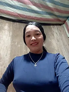 Snapshot of vanlucky2 chatting on 05-10-26, 03:39 vanlucky2 online show from 05-10-26, 03:39