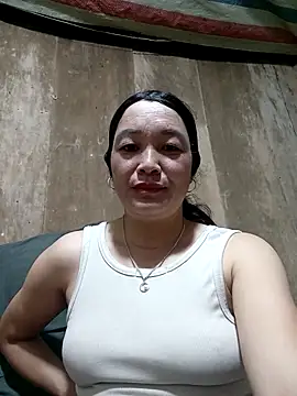 Snapshot of vanlucky2 chatting on 05-19-26, 03:46 vanlucky2 online show from 05-19-26, 03:46