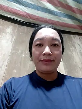 Snapshot of vanlucky2 chatting on 06-04-26, 03:56 vanlucky2 online show from 06-04-26, 03:56