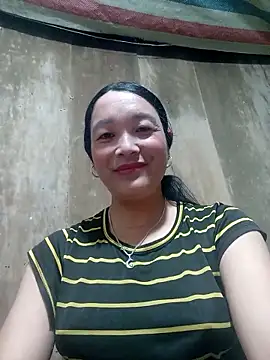 Snapshot of vanlucky2 chatting on 06-14-26, 02:24 vanlucky2 online show from 06-14-26, 02:24