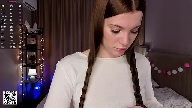 JerleneBelfy online show from 06-26-26, 04:17
