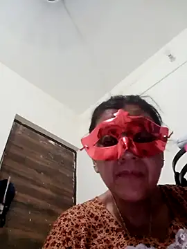 Charming-Cherry online show from 04-11-26, 08:13