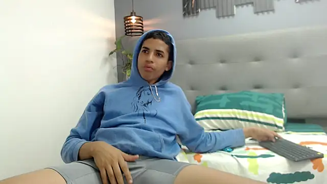 Snapshot of Lukaz_Caballero chatting on 06-02-26, 03:41 Lukaz Caballero online show from 06-02-26, 03:41