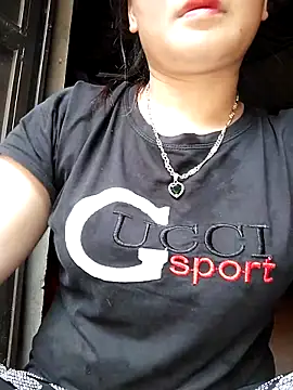 giahan1 online show from 04-21-26, 05:03