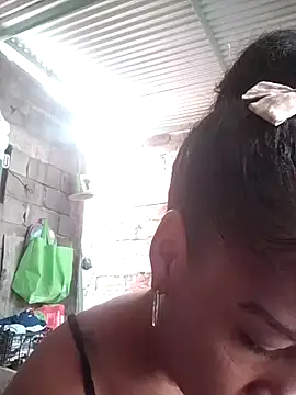 Snapshot of Lili-Sex chatting on 05-09-26, 01:38 Lili-Sex online show from 05-09-26, 01:38