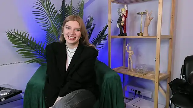 Snapshot of GloriaCwik chatting on 04-10-26, 01:49 GloriaCwik online show from 04-10-26, 01:49