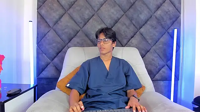 LiamKron online show from 05-02-26, 11:26
