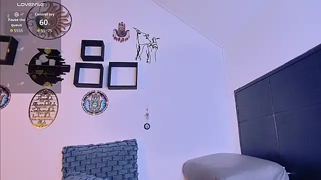 Snapshot of LunaBaxter_ chatting on 06-09-26, 12:28 LunaBaxter online show from 06-09-26, 12:28