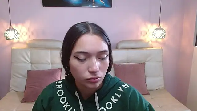 Marianne Cam online show from 05-08-26, 01:05