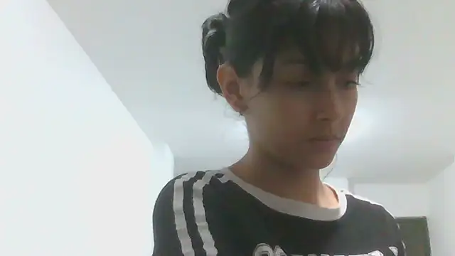 Snapshot of xoxo_anny chatting on 07-13-26, 03:09 xoxo anny online show from 07-13-26, 03:09