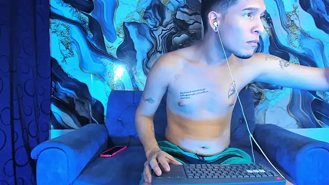 Mateo and Jose online show from 05-15-26, 04:08