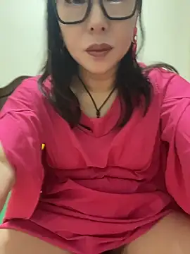 Snapshot of xxxlu886 chatting on 04-30-26, 04:24 xxxlu886 online show from 04-30-26, 04:24