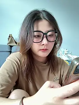 Snapshot of Mu-Mu520 chatting on 05-14-26, 05:47 Mu-Mu520 online show from 05-14-26, 05:47