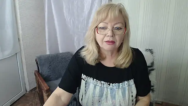 LavandaMay online show from 04-20-26, 08:28