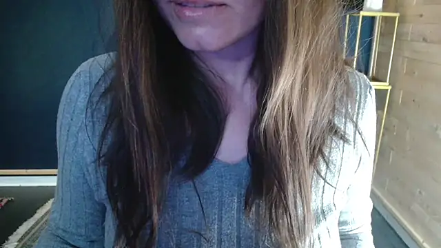 NicoleLove  online show from 05-29-26, 04:21
