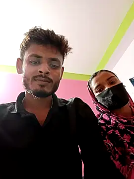 Snapshot of Hot-Couple4 chatting on 04-11-26, 02:43 Hot-Couple4 online show from 04-11-26, 02:43