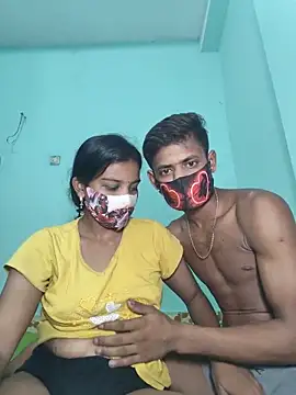 Hot-Couple4 online show from 05-24-26, 06:02