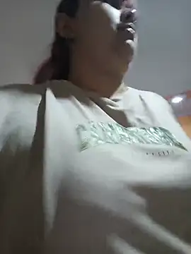 AliceScoot  online show from 05-21-26, 06:04