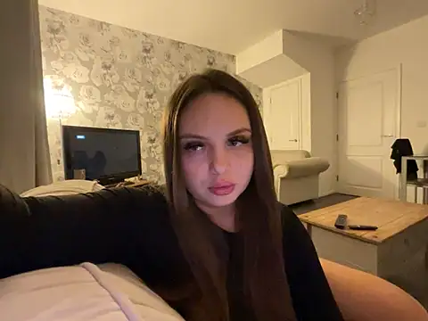 ellmaixo online show from 04-10-26, 11:09