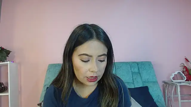 SalomeMartinez  online show from 06-30-26, 04:52