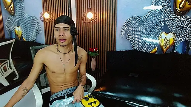 Skinny cute Alyer online show from 06-26-26, 07:18