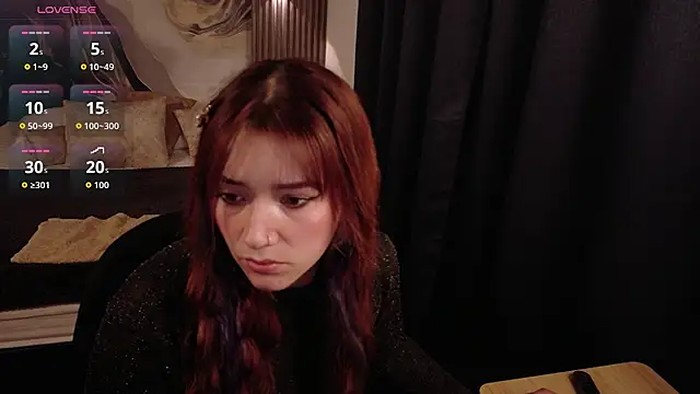 Snapshot of Emily_Cherry_ chatting on 07-15-26, 02:00 Emily Cherry online show from 07-15-26, 02:00
