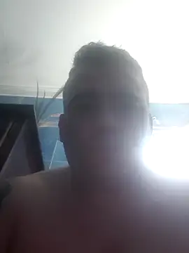 Snapshot of Ismael993A chatting on 05-12-26, 08:39 Ismael993A online show from 05-12-26, 08:39