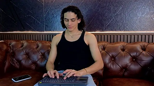 LucaAlessi online show from 04-13-26, 02:11