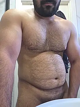 Snapshot of massivecumerr chatting on 07-20-26, 05:59 massivecumerr online show from 07-20-26, 05:59