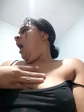 sexybronwlatin online show from 04-10-26, 08:41