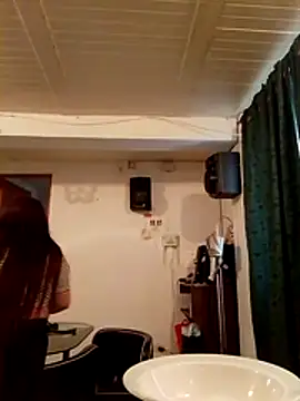 Lina19 93 online show from 04-15-26, 06:48