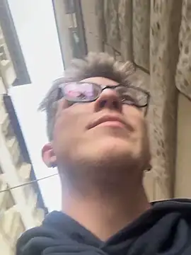 Snapshot of Patatino69 chatting on 04-10-26, 03:50 Patatino69 online show from 04-10-26, 03:50