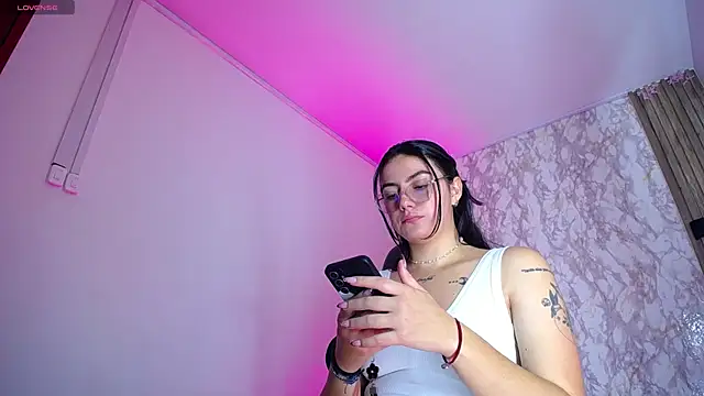Miss Merlin  online show from 04-19-26, 04:23