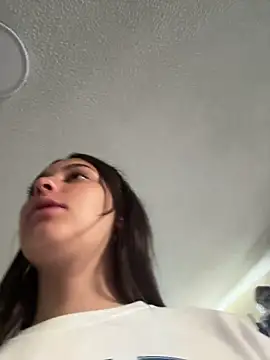 Snapshot of Lucyfer-fire chatting on 04-20-26, 11:24 Lucyfer-fire online show from 04-20-26, 11:24