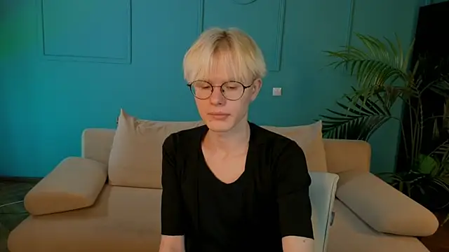 Liam Blair online show from 07-18-26, 03:44